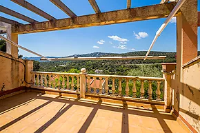 Casa adosada para reformar en Platja d'Aro