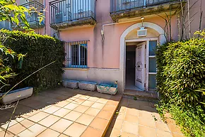 Casa adosada para reformar en Platja d'Aro