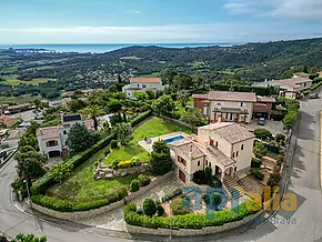 Beautiful rustic villa in Calonge