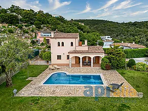 Beautiful rustic villa in Calonge