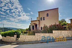 Beautiful rustic villa in Calonge