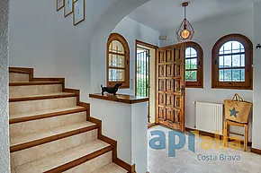 Beautiful rustic villa in Calonge