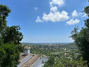 Parcela con vista al mar en Calonge