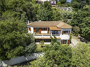 Lovely villa with sea views in Calonge