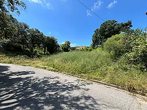 Lovely plot in very quiet residential area close to all services.