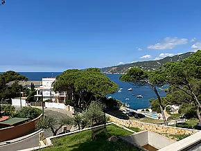 Luxury villa with beautiful sea views in Sant Feliu de Guixols