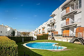 Beautiful three-bedroom apartment in the Port d'Aro area, just a step away from the beach.