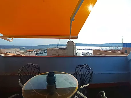 Appartement avec vue sur la mer dans le port de Palamos