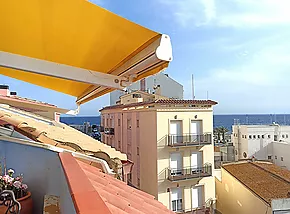 Appartement avec vue sur la mer dans le port de Palamos