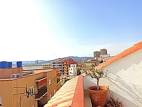 Appartement avec vue sur la mer dans le port de Palamos