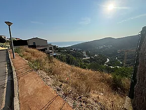 Terrain avec de belles vues sur la mer à Begur