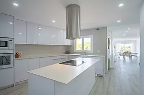 Spectaculaire appartement rénové à Palamos