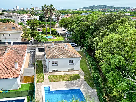 Bonita casa en zona tranquila en Platja d'Aro