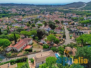 Maison moderne avec vue sur la mer à Calonge