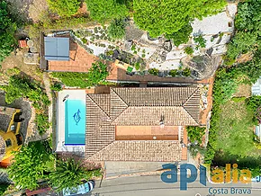 Casa moderna amb vistes al mar en Calonge