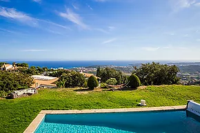 Preciosa villa rústica con impresionantes vistas al mar en Platja d'Aro